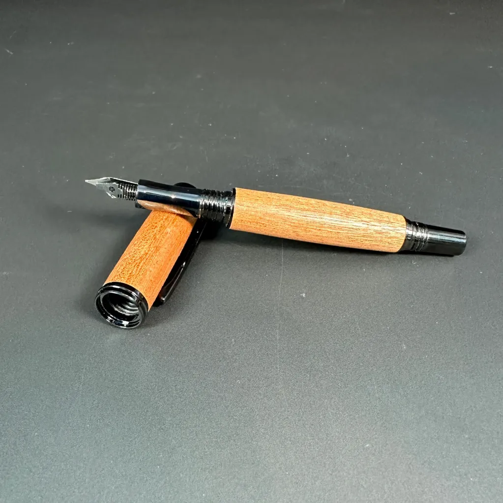 [SPAS001006001NT] Wooden Fountain Pen (Mahogany, Black Titanium)