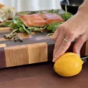 Bloc de boucher en bois mélangé avec coin anglé de 2"